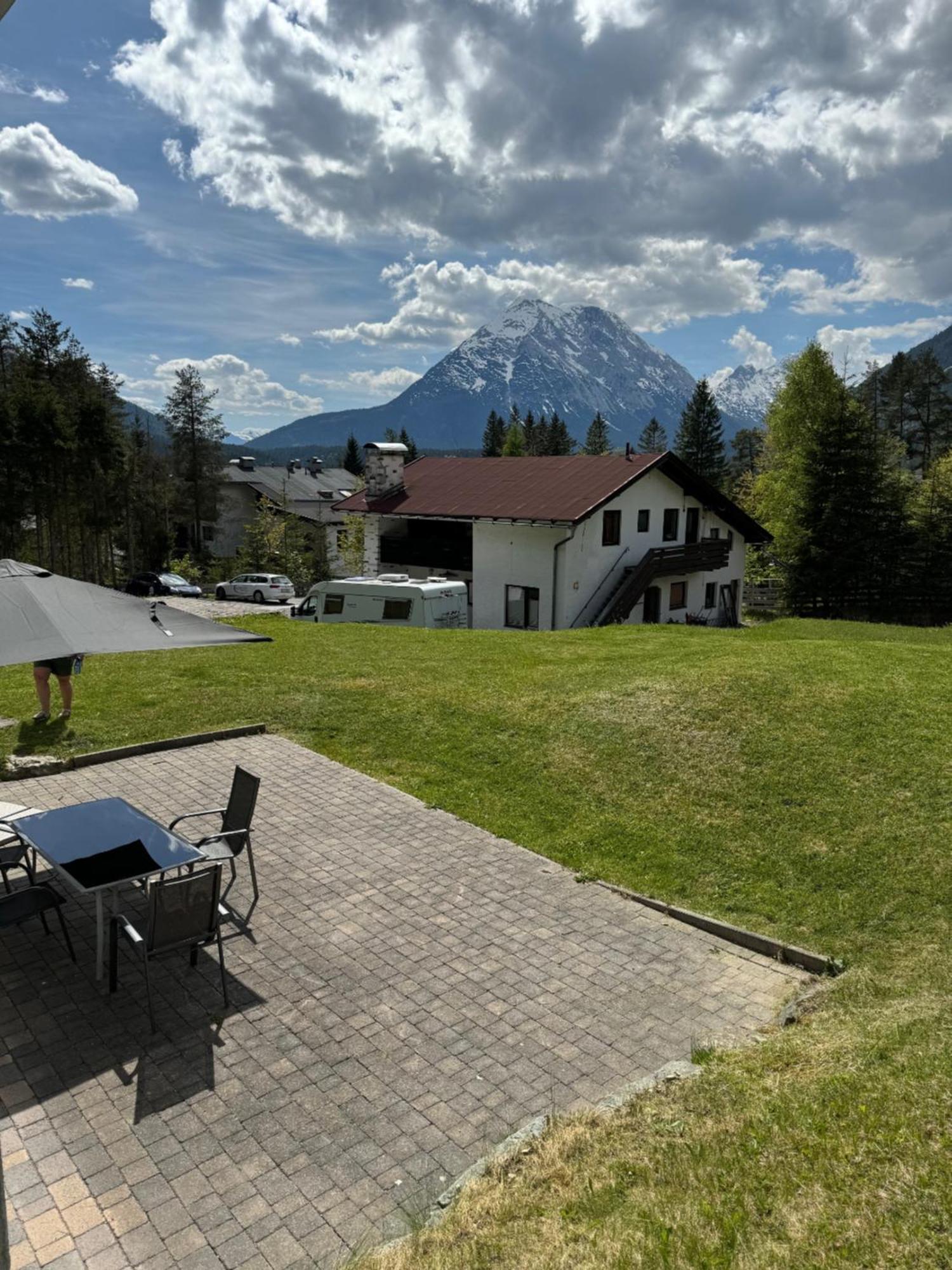Alpenmond Appartment Halbmond Leutasch Esterno foto