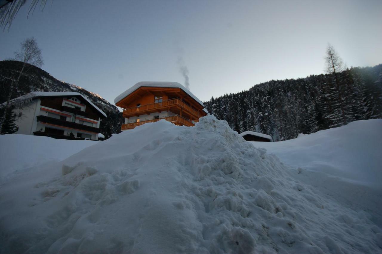 Alpenmond Appartment Halbmond Leutasch Esterno foto