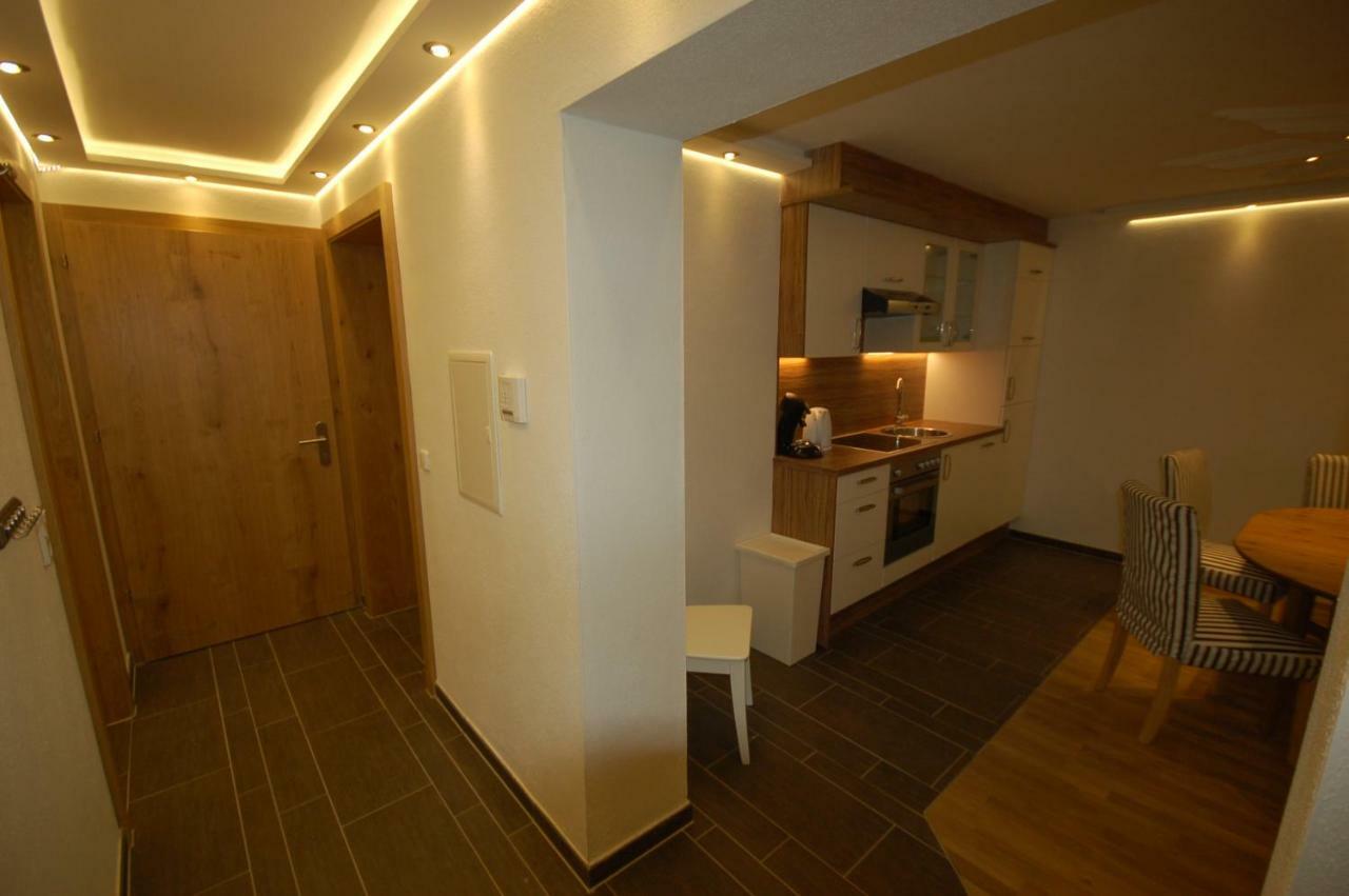 Alpenmond Appartment Halbmond Leutasch Esterno foto